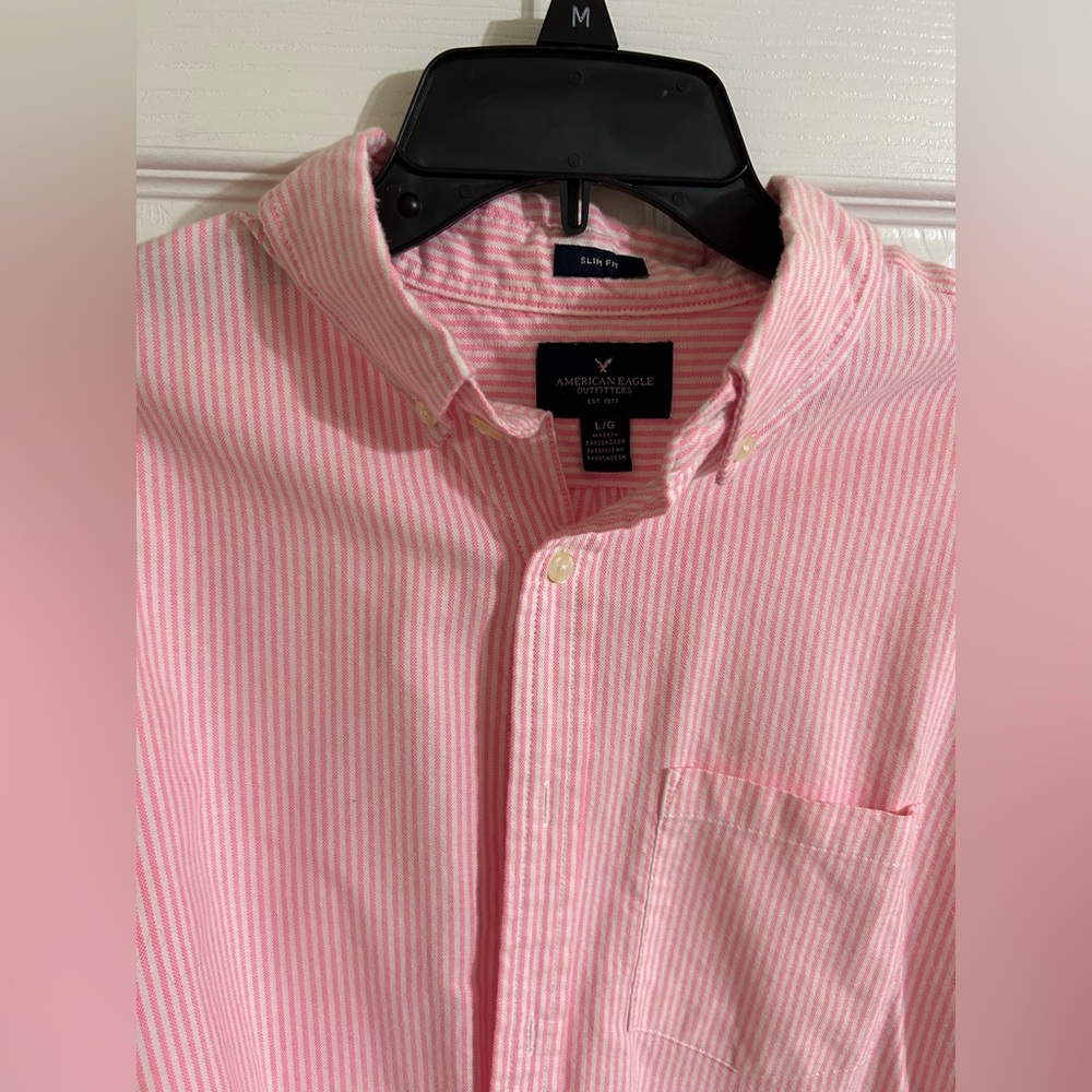 American Eagle Outfitters Men’s Pink Seersucker Long Sleeve Oxford Shirt Large